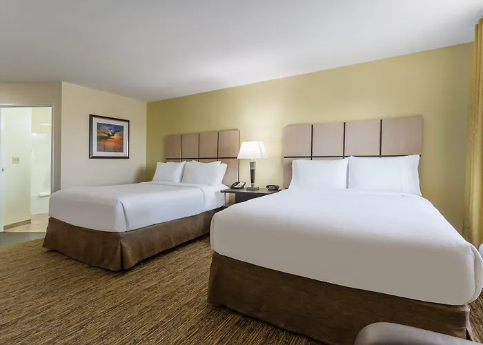 Candlewood Aurora-naperville By Ihg Aurora