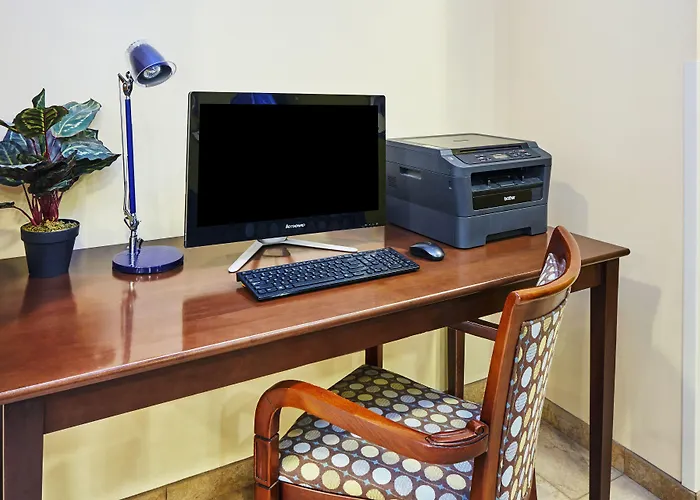 Hotel Candlewood Aurora-naperville By Ihg 2*