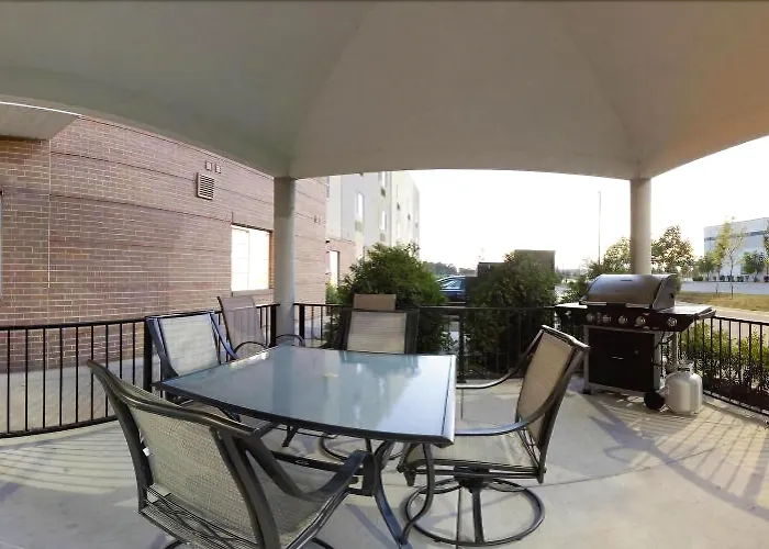 Candlewood Aurora-naperville By Ihg 2*
