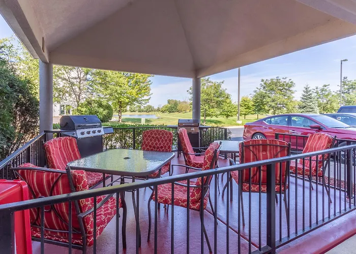 Candlewood Aurora-naperville By Ihg Hotel