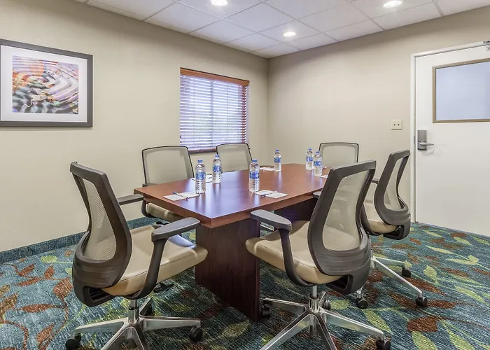 Hotel Candlewood Aurora-naperville By Ihg 2*