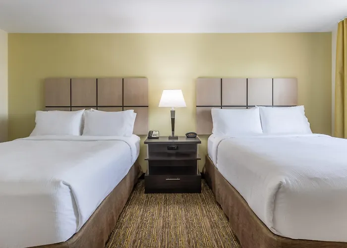 Candlewood Aurora-naperville By Ihg 2* Aurora