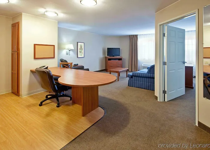 Hotel Candlewood Aurora-naperville By Ihg